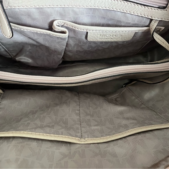 Coach Handbag - Picture 5 of 12